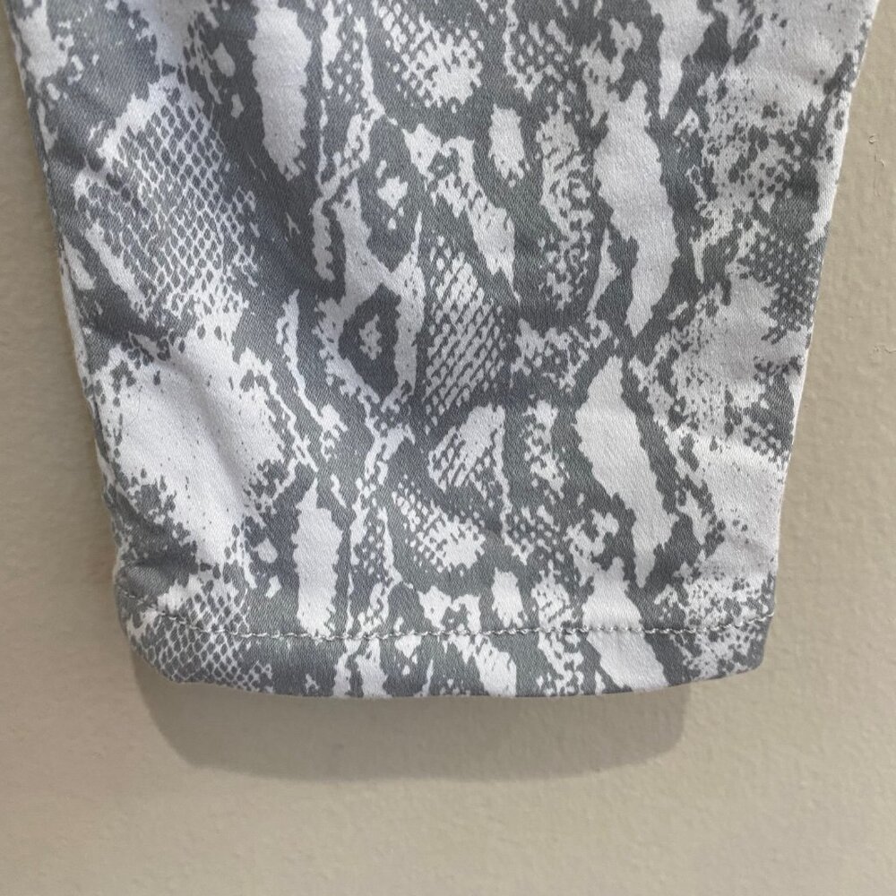 Bevy Flog Shely White Gray Python Snake Slim Ankl… - image 8